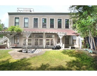 8 Howard St Unit 8, Somerville, MA 02144