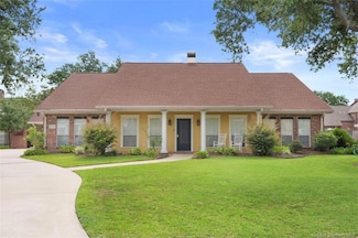 4105 Beau Chene Dr, Lake Charles, LA 70605