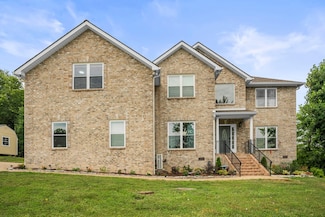 148 Phosphate Ln, Gallatin, TN 37066