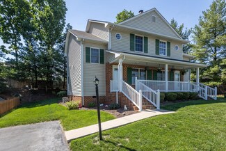 1098 Robin Hood Ct, Harrisonburg, VA 22801