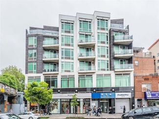 40-55 College Point Blvd Unit 3B, Flushing, NY 11354