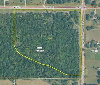 19920 S Gardner Rd, Gardner, KS 66030