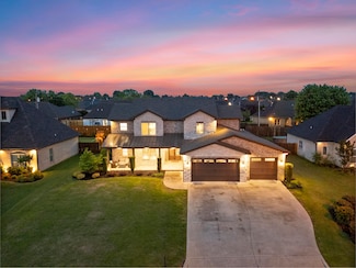 119 Caroline Way, Muscle Shoals, AL 35661