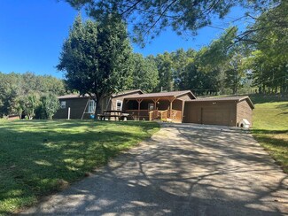 3362 Ky Rt 689, Flat Gap, KY 41219