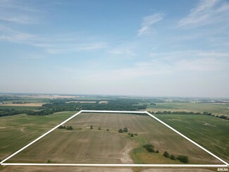 000 N Stanford Rd, Flora, IL 62839