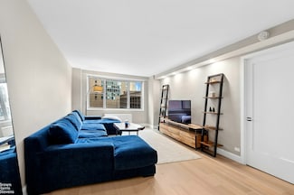 165 W 66th St Unit 11K, New York, NY 10023