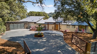 205 Crestview Dr, Orinda, CA 94563