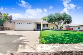 2368 Avenida Del Vista, Corona, CA 92882