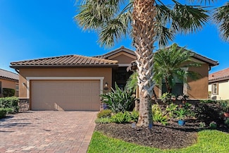 6814 Willowshire Way, Bradenton, FL 34212