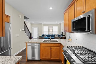 8 Sadie Cir Unit 8103, Union, NJ 07083