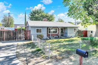 710 Center Ave, Red Bluff, CA 96080