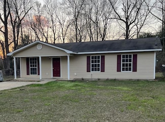 214 Carter St, Osyka, MS 39657