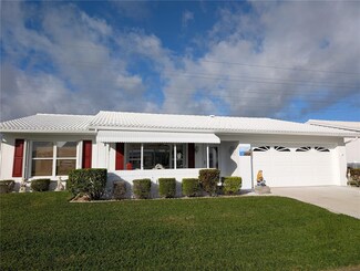 9208 37th St N, Pinellas Park, FL 33782