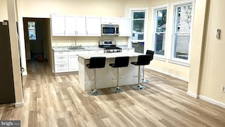 724 Hunter St, Gloucester City, NJ 08030