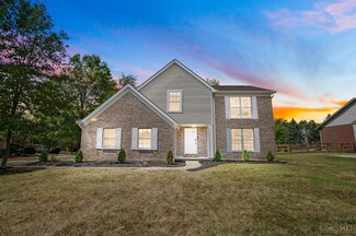 6095 Little Lake Dr, Mason, OH 45040