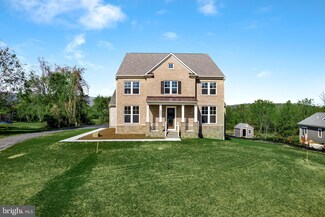 35064 Mcknight Ct, Round Hill, VA 20141