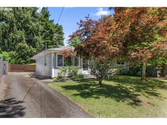 16822 SE Gordon St, Milwaukie, OR 97267