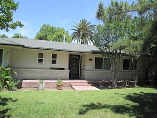 2725 E Normal Ave, Fresno, CA 93703