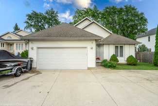 20739 N Weiland Rd, Lincolnshire, IL 60069