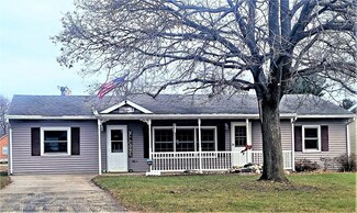 317 N Metcalf Ave, Amboy, IL 61310