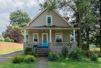 13614 Granger Rd, Cleveland, OH 44125