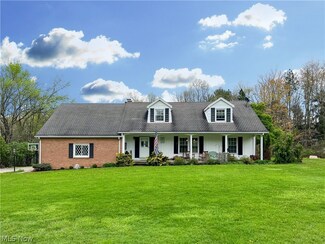 5881 S Raccoon Rd, Canfield, OH 44406