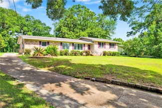 1215 Anchor Dr, Mobile, AL 36693