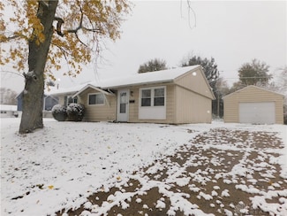 608 Monaco Dr, Springfield, OH 45506