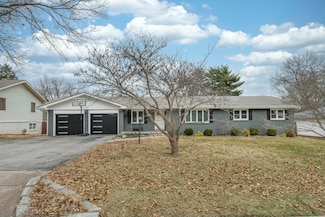 2640 S Glendale Ave, Springfield, MO 65804