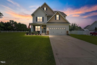 15 Scuppernong Ln, Lillington, NC 27546
