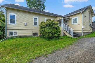 4216 Rucker Ave, Everett, WA 98203