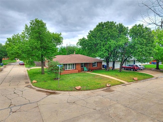 2429 Barclay Rd, Oklahoma City, OK 73120