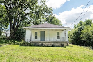 1318 Oak St, Bedford, IN 47421