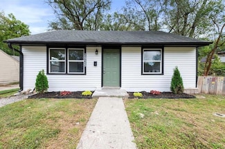 2925 S 52nd St, Kansas City, KS 66106