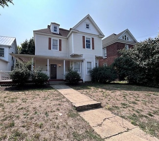 436 Elm Ave SW Unit B/Upper, Roanoke, VA 24016