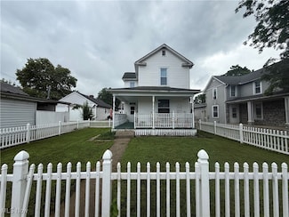 703 N Roosevelt Ave, Lancaster, OH 43130