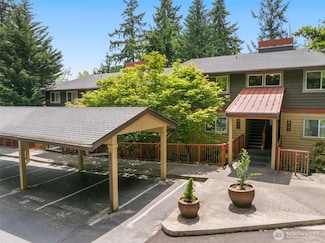 11058 NE 33rd Place Unit B9, Bellevue, WA 98004