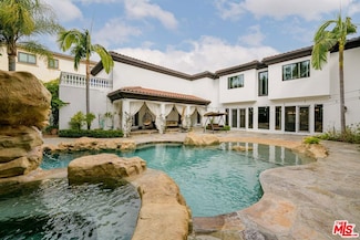 4705 Los Feliz Blvd, Los Angeles, CA 90027