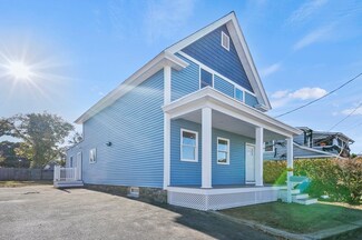 10 Vincent St, Lowell, MA 01850