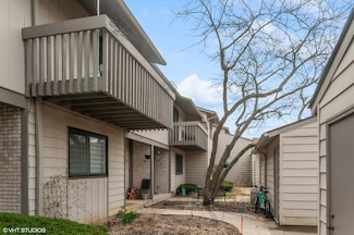 837 Faulkner Place, Vernon Hills, IL 60061