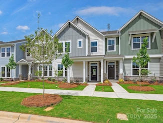 10117 Mamillion Dr, Huntersville, NC 28078