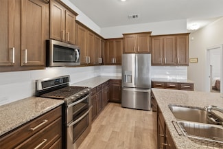 4008 Dusk Dr, Forney, TX 75126