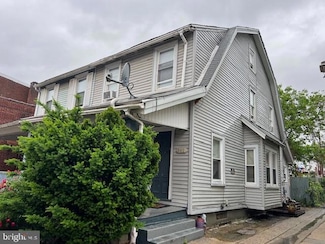341 E Poplar St, York, PA 17403