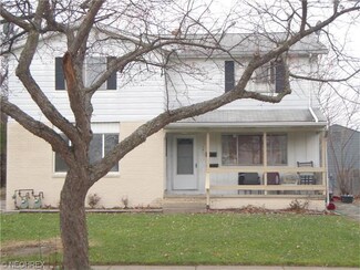 716 Silver Meadows Blvd, Kent, OH 44240