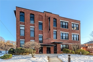 685 Social St Unit 105, Woonsocket, RI 02895