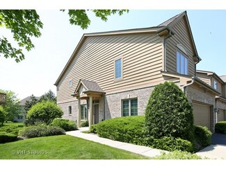 110 Santa fe Ln, Willow Springs, IL 60480