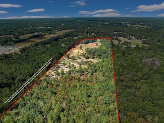 1203 Golf Course Rd, Jasper, AL 35504