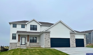 4618 N 212th St, Elkhorn, NE 68022