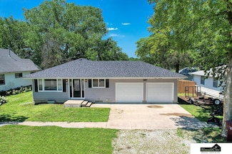 515 S 5th St, Eagle, NE 68347