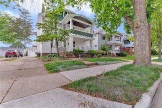 2036 Reveley Ave, Lakewood, OH 44107